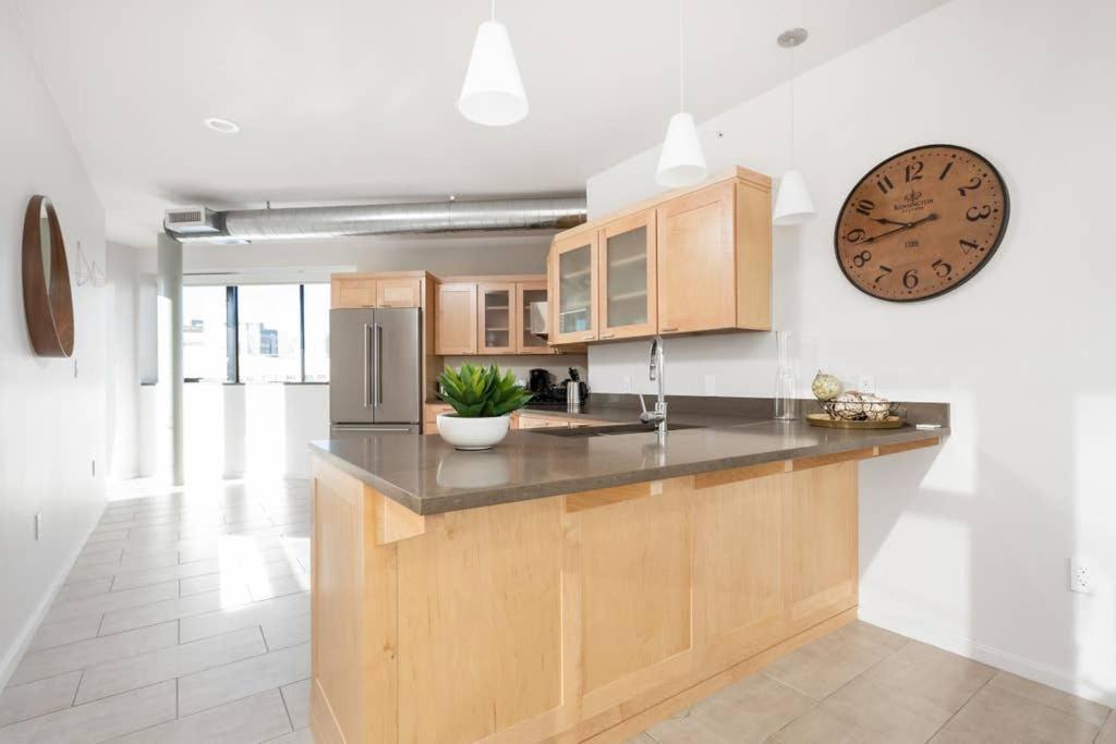 Upscale 3Br Penthouse By Cozysuites 印第安納波利斯 外观 照片